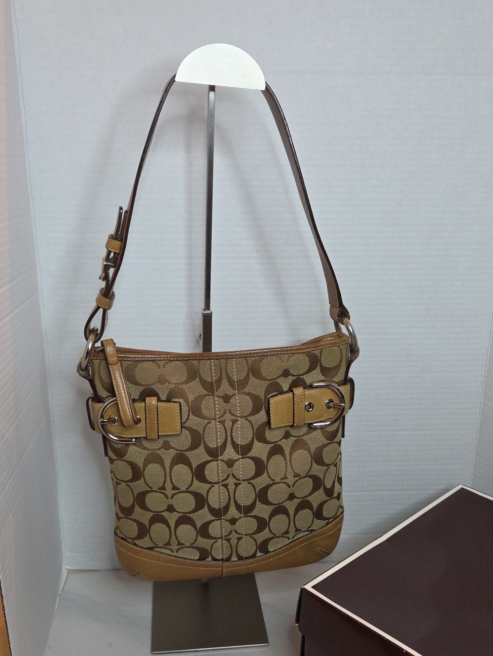 Coach Vintage Soho Brown Signature Jacquard Shoulder Bag - Style # 3577